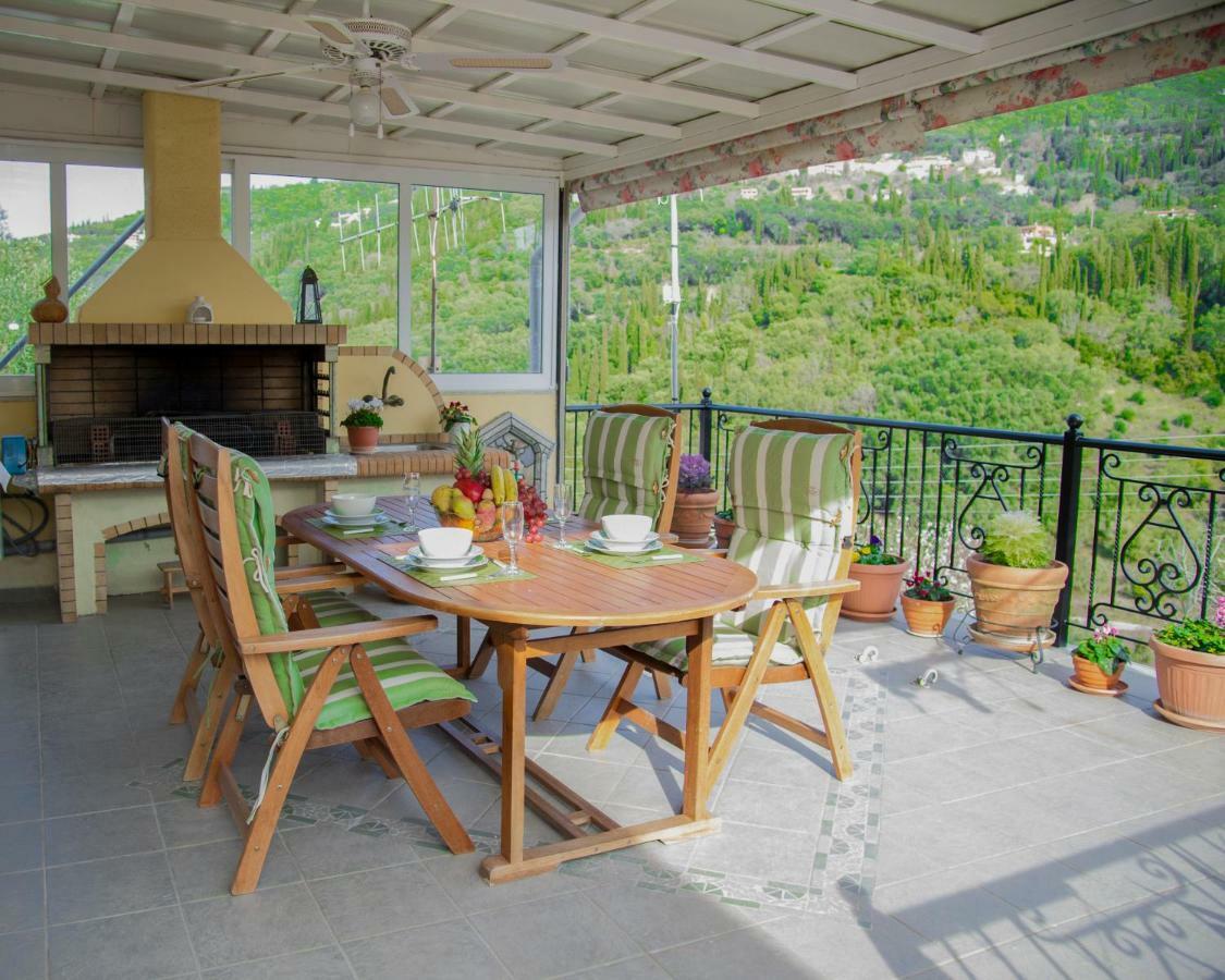Ferienhaus Roula's Veranda *